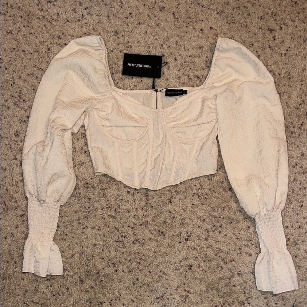 NWT Pretty Little Thing LACE LONG SLEEVE CORSET Cream Cropped Blouse size 8